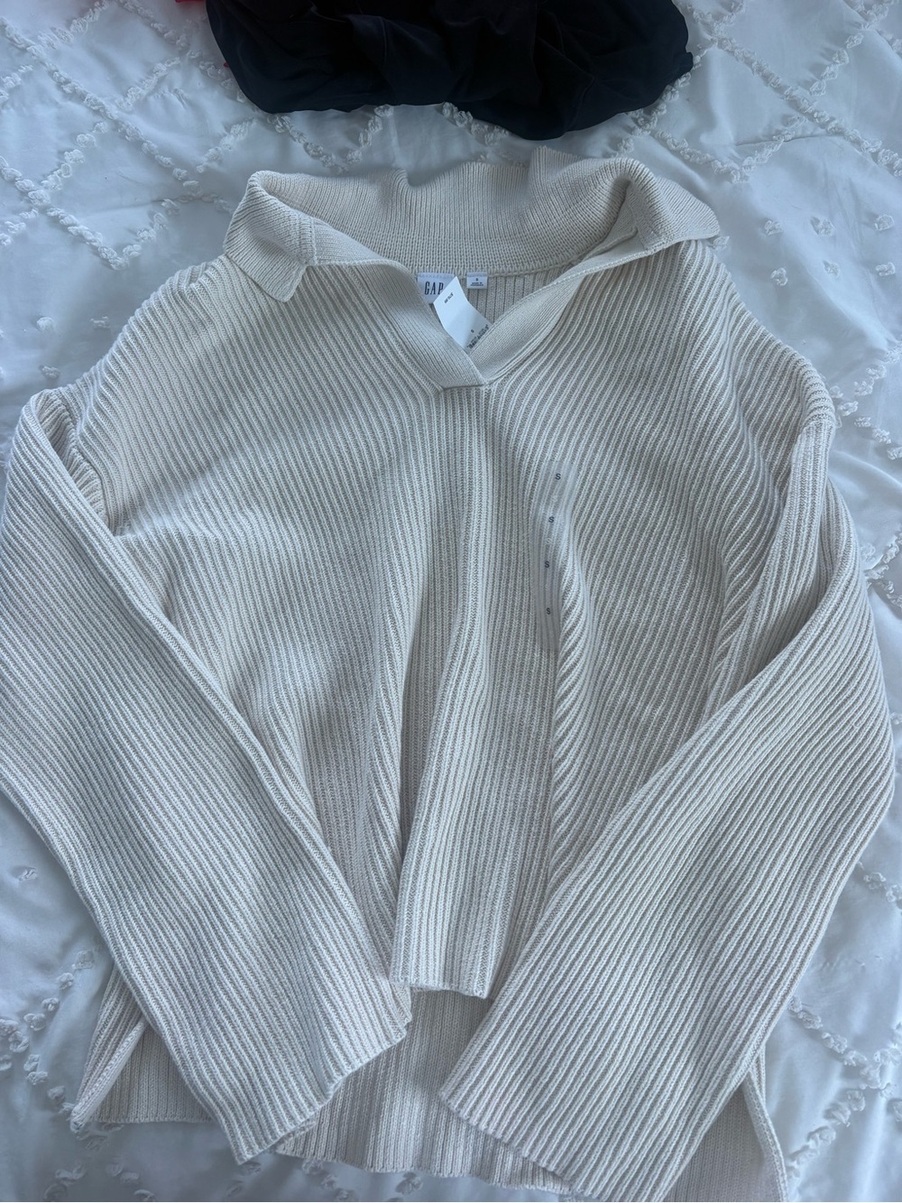 GAP Cream Ribbed V-Neck Collared Sweater